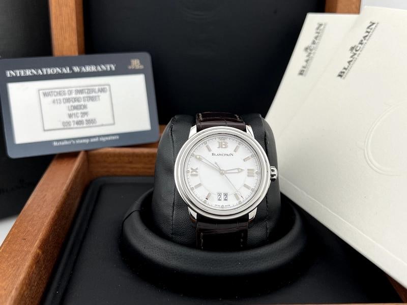 Blancpain LÃƒÂ©man Ultra Slim Big Date 2150-1127-53 38mm Stainless Steel Box Pap: Condition: Pre-owned - Excellent,Country of Origin: Switzerland,Bezel Color: Silver,Band/Strap: Two-Piece Strap,Case Color: Silver,Department: Men,Caseback: Exhibition,Watch Shape: Round,Style: