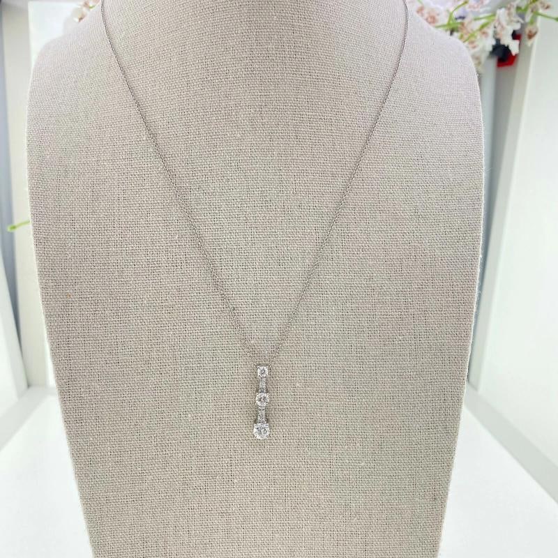 Round Diamond Past Present Future Pendant Necklace 18 kt White Gold - 9