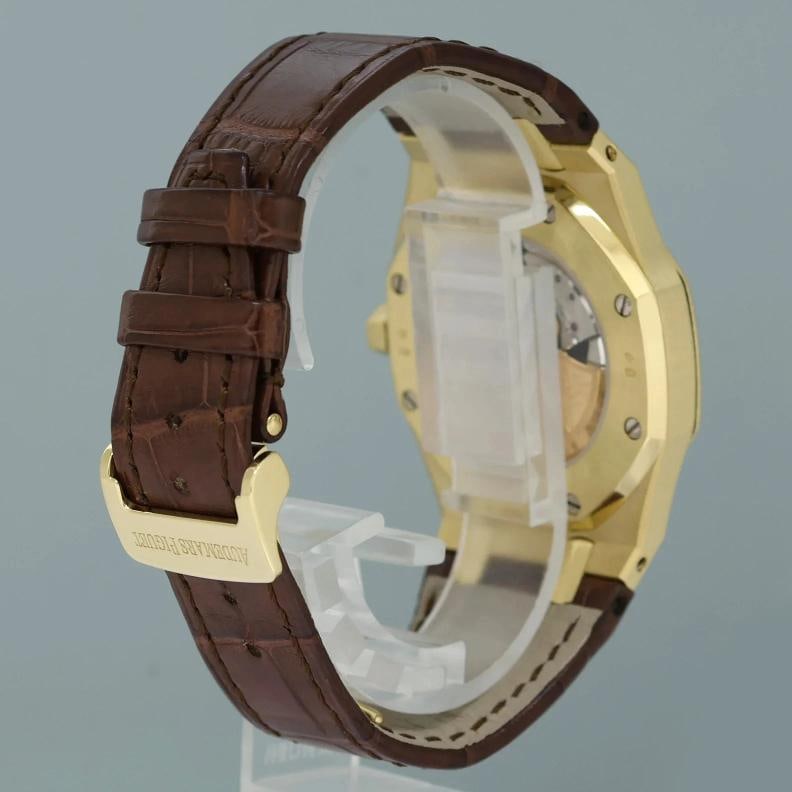MINT Audemars Piguet AP Royal Oak Yellow Gold 15300ba 39mm White Dial Leather - 6