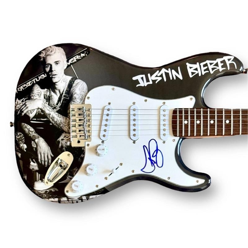 Justin Bieber Signed Guitar Custom Graphics JSA COA Despacito Peaches: Industry: Music,Signed: Yes,Autograph Authentication: James Spence (JSA),Object Type: Guitar & Guitar Pick,Original/Reproduction: Original,Country of Origin: United States Signer: Justin Bieber Item T