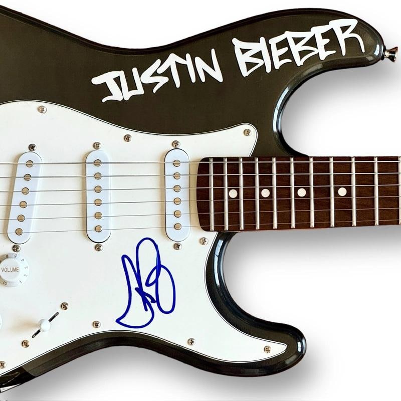 Justin Bieber Signed Guitar Custom Graphics JSA COA Despacito Peaches - 2