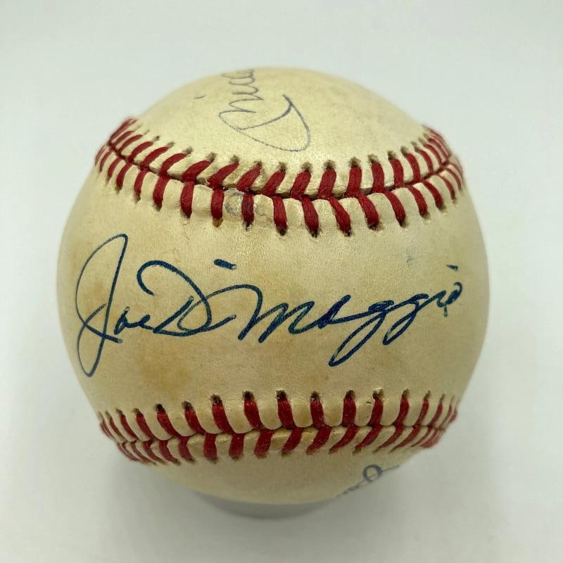 Mickey Mantle Joe Dimaggio Ted Williams Signed American League Baseball JSA COA: Sport: Baseball,Player: Mickey Mantle,Signed: Yes,Original/Reprint: Original,Autograph Authentication: James Spence Authentication (JSA),Product: Ball,Team: New York Yankees,Country of Origin: United