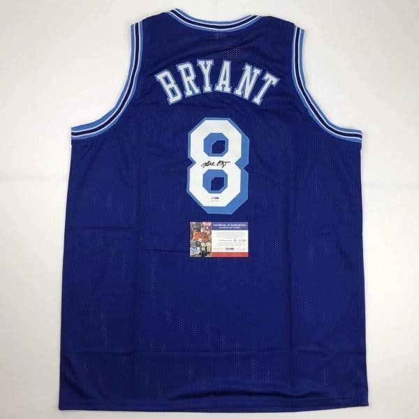 Kobe Bryant Signed Los Angeles Retro Jersey (PSA): Athlete: Kobe Bryant,Authenticity Provided By: Professional Sports Authenticator (PSA),Autograph Authentication: Professional Sports Authenticator (PSA),Autographed: true,Brand: HOFSM.COM Hall of Fame