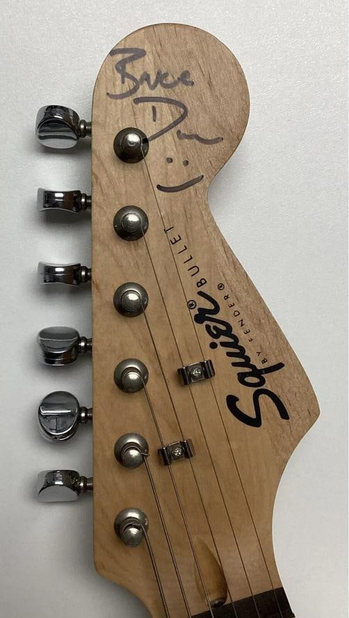 IRON MAIDEN: Bruce Dickinson, Janick Gers, Nicko McBrain, Steve Harris & Dave Murray Signed Guita... - 3