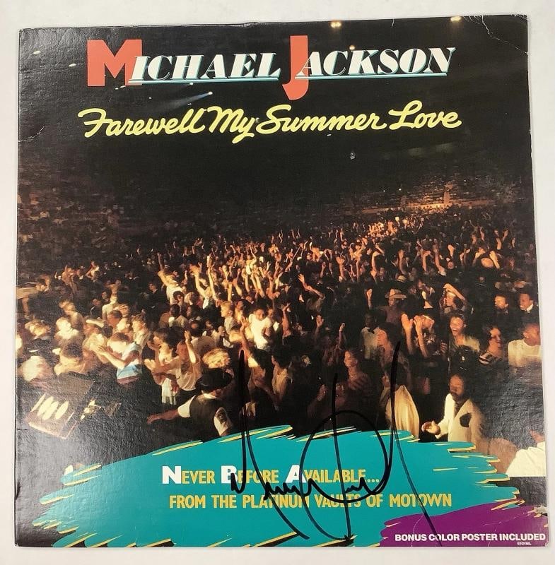 Michael Jackson Signed Album Vinyl Farewell My Summer Love Autograph PSA/DNA LOA: Industry: Music,Signed: Yes,Autograph Authentication: Professional Sports (PSA/DNA),Object Type: Record,Original/Reproduction: Original,Modified Item: No,Country of Origin: United States
