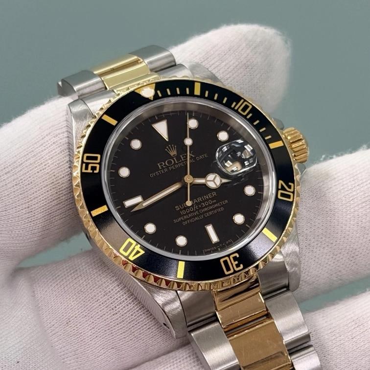Rolex Submariner 16613 40mm Black Dial 18k Yellow Gold Stainless Steel - 3