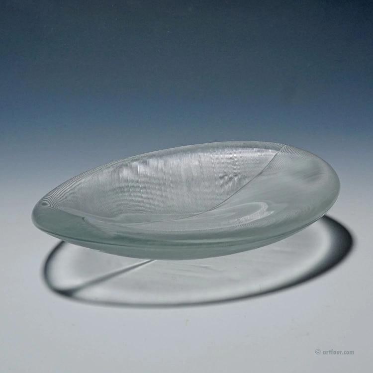 Large Vintage Art Glass Bowl by Tapio Wirkkala for Iittala 1950s: Condition: Used,Brand: ArtGlass,Material: Glass,Type: Art Glass,Handmade: Yes,Vintage: Yes A large art glass bowl, designed by Tapio Wirkkala for Iittala Glassworks in the 1950s. Mold-blown,