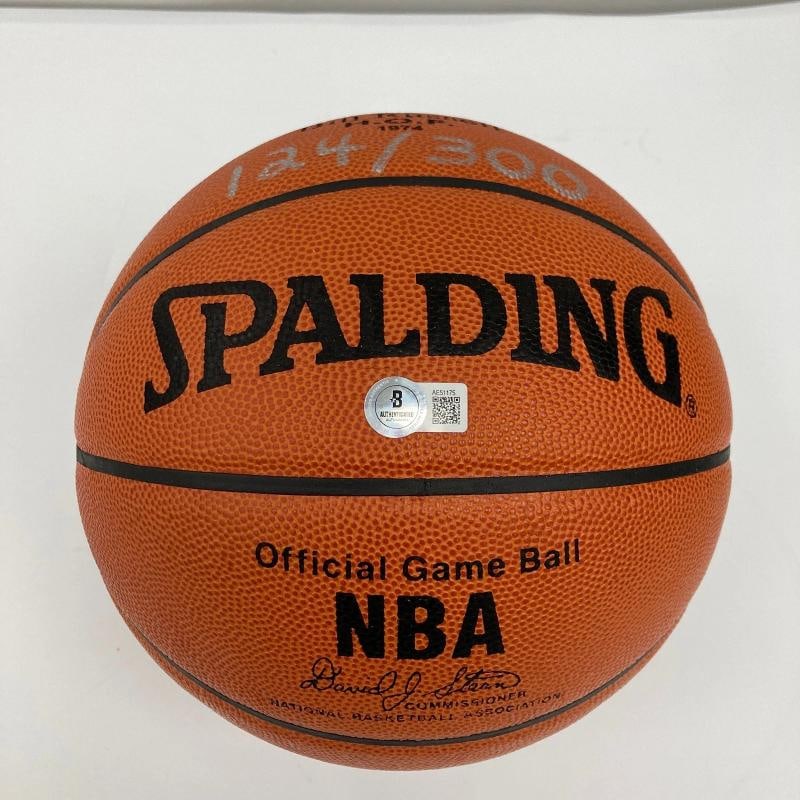 Bill Russell Signed 1974 Hall Of Fame Official Game Basketball Beckett COA - 4