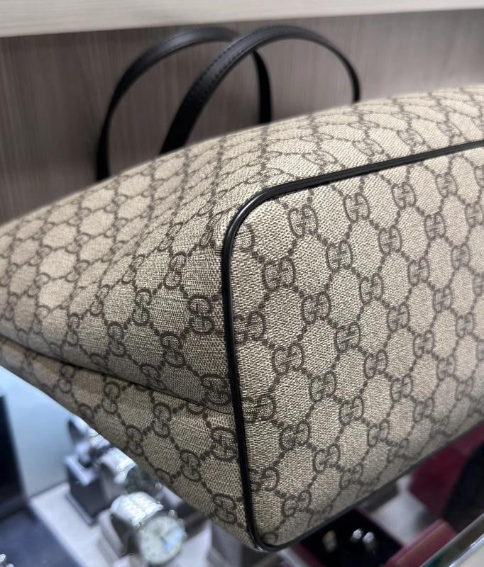 Gucci Tote Black and Ivory Supreme 779864 - 6