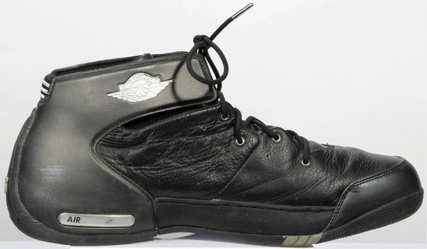 Carmelo Anthony 2004 Rookie-Era Signed Game Used Jordan Sneakers JSA & MEARS - 11