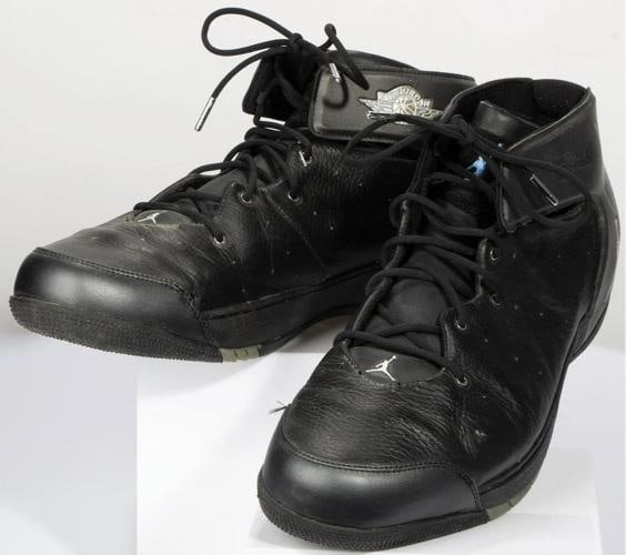 Carmelo Anthony 2004 Rookie-Era Signed Game Used Jordan Sneakers JSA & MEARS - 14