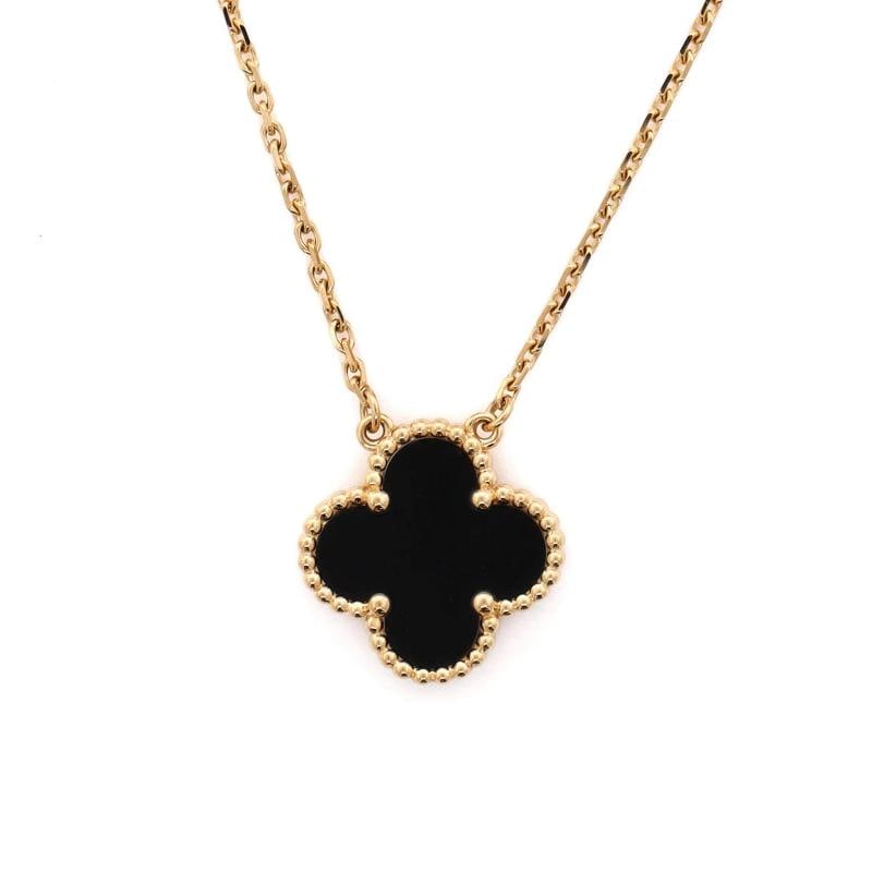 Van Cleef & Arpels Vintage Alhambra Pendant Necklace 18K Yellow Gold and Onyx - 3