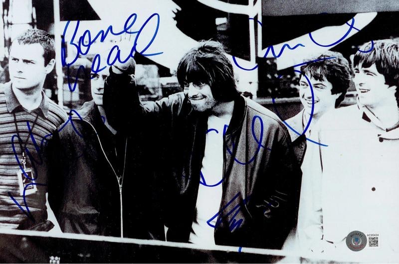 Oasis Signed 8x12 Photo Band 5 Sigs Noel & Liam Gallagher Beckett #AC95434: Signed: Yes,Object Type: Photo,Autograph Authentication: Beckett Authentication Services (BAS),Country of Origin: United States