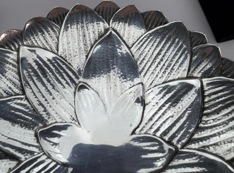 Tiffany & Co. Sterling Silver Flower Form Dish 1960s - 4