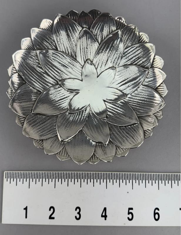 Tiffany & Co. Sterling Silver Flower Form Dish 1960s - 6