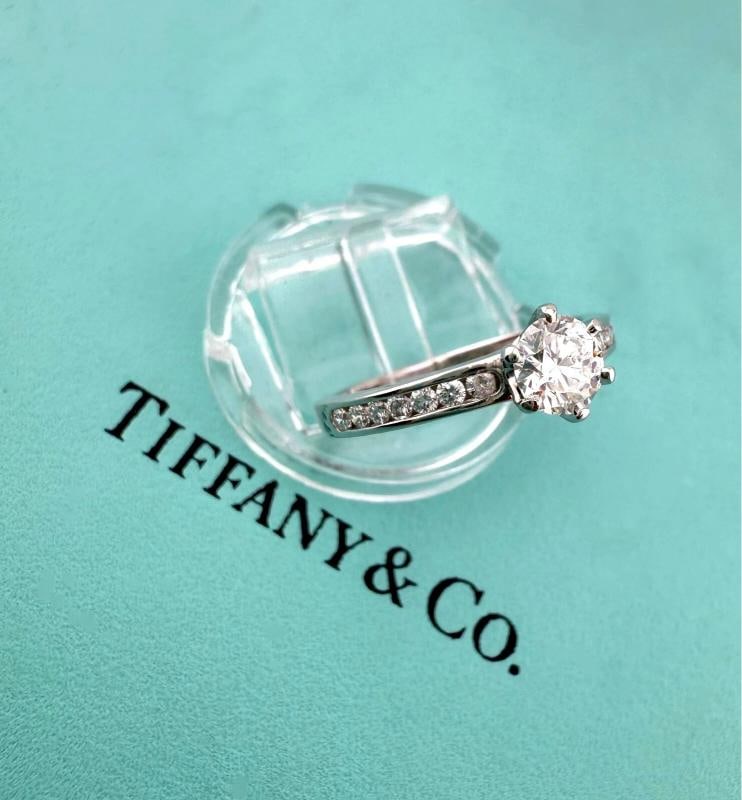 Tiffany & Co Platinum Diamond Engagement Ring Round 0.60 ct I VVS1 - 13