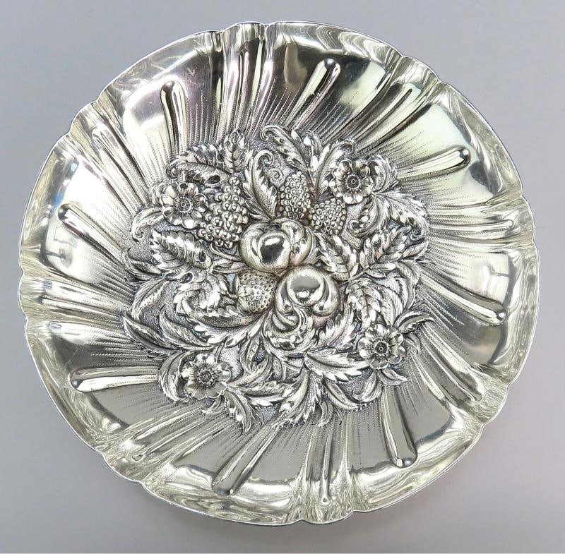 Lovely Kirk Sterling Silver Hand Chased Fruit Flowers Repousse 9.5" Bowl 233 - 2