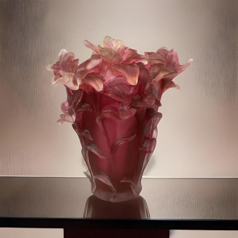 Nancy Daum Style Iris Crystal Vase Red OmbrÃƒÂ© H8Ã¢â‚¬: Condition: Used: An item that has been used previously. The item may have some signs of cosmetic wear, but is ... Read moreabout the conditionUsed: An item that has been used previously. The item may