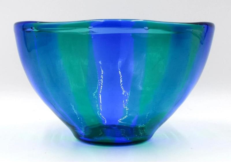 Venini Fulvio Bianconi Art Glass Bowl - Green - Blue 3 Line Signature (1 of 7)