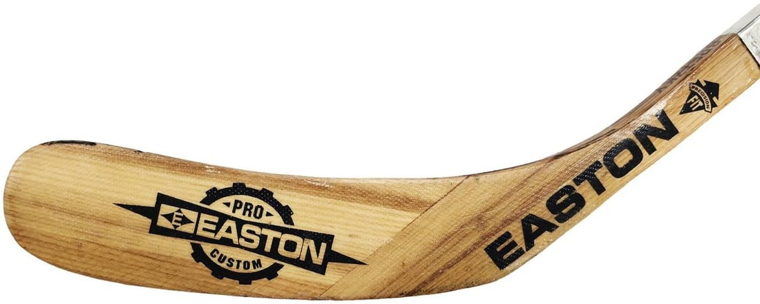 Wayne Gretzky Signed Game Used 1995-96 Easton Hockey Stick Kings Beckett - 8