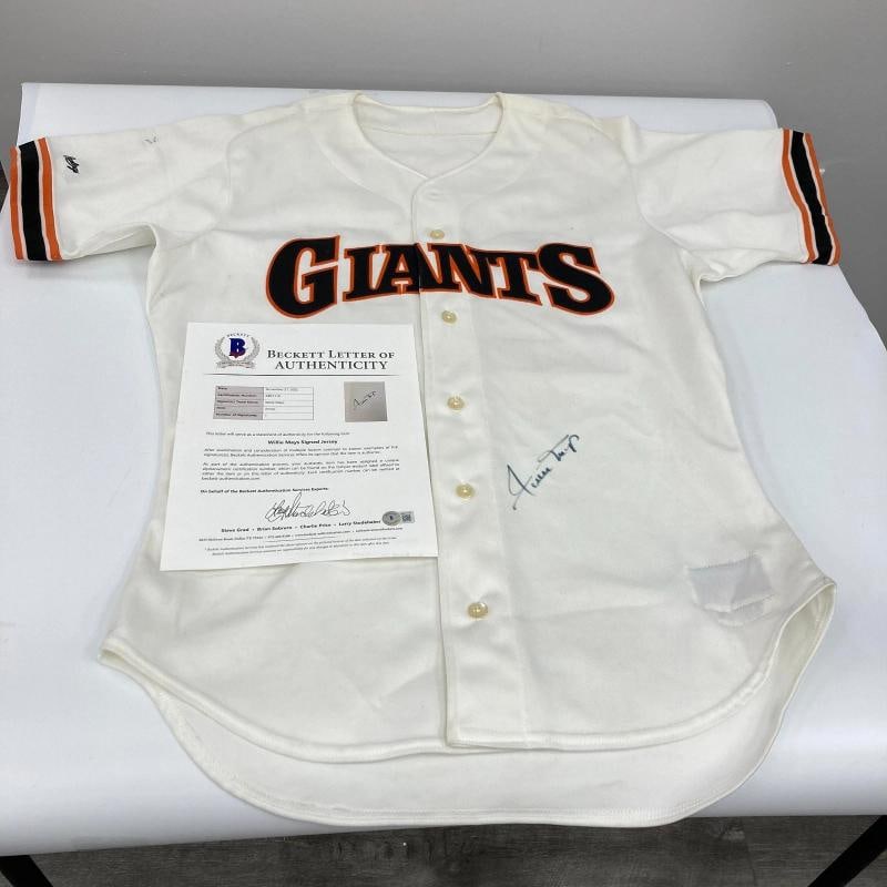 Willie Mays Signed San Francisco Giants Rawlings Game Model Jersey Beckett COA: Country of Origin: United States,Player: Willie Mays,Sport: Baseball,Signed: Yes,Autograph Authentication: Beckett Authentication Services (BAS),Original/Reprint: Original,Product: Jersey,Team: San Fr