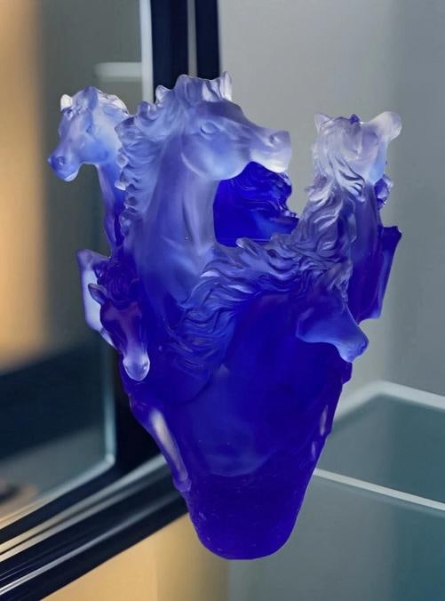 Nancy Daum Style Crystal Horse Vase Blue H9Ã¢â‚¬Â? Maker Unknown Heav - 14