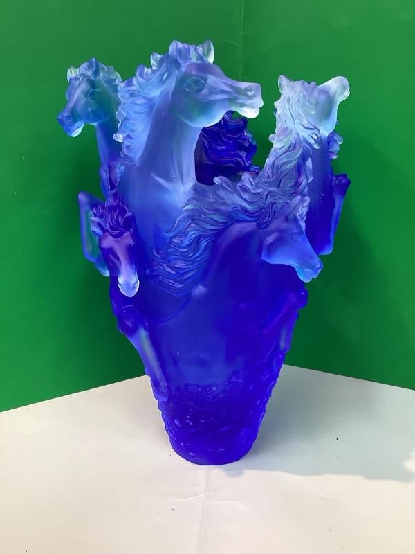 Nancy Daum Style Crystal Horse Vase Blue H9Ã¢â‚¬Â? Maker Unknown Heav - 18