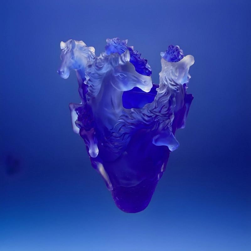 Nancy Daum Style Crystal Horse Vase Blue H9Ã¢â‚¬Â? Maker Unknown Heav - 8