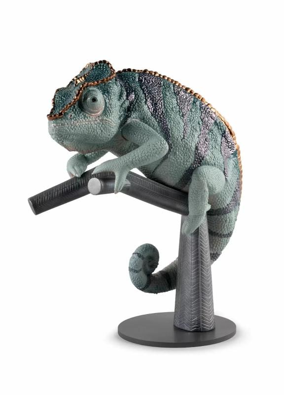 NEW LLADRO CHAMELEON FIGURINE #9564 BRAND NIB BEAUTIFUL WILD METALLIC: Condition: New: A brand-new, unused, unopened, undamaged item in its original packaging (where packaging is ... Read moreabout the conditionNew: A brand-new, unused, unopened, undamaged item in its