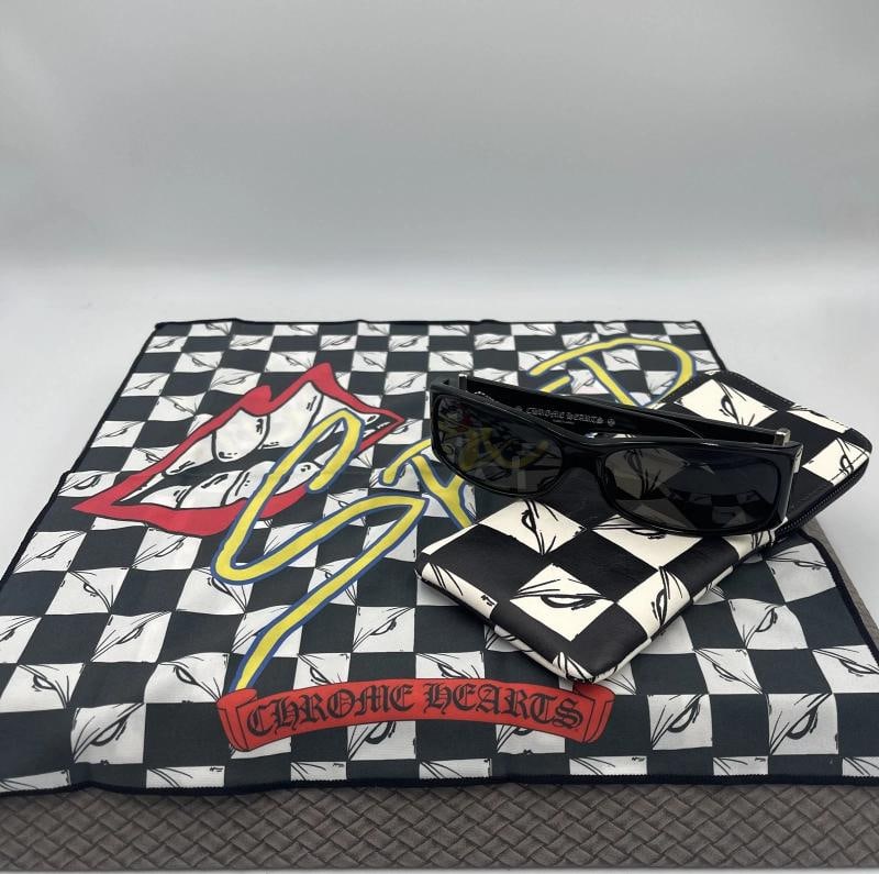 Chrome Hearts x Matty Boy 99 Eyes Ulein Sunglasses: Condition: Pre-owned - Excellent,Brand: Chrome Hearts,Frame Color: Black,Type: Sunglasses,Department: Men,Theme: Heart,Country of Origin: Japan This pre-owned Chrome Hearts x Matty Boy 99 Eyes Ulein