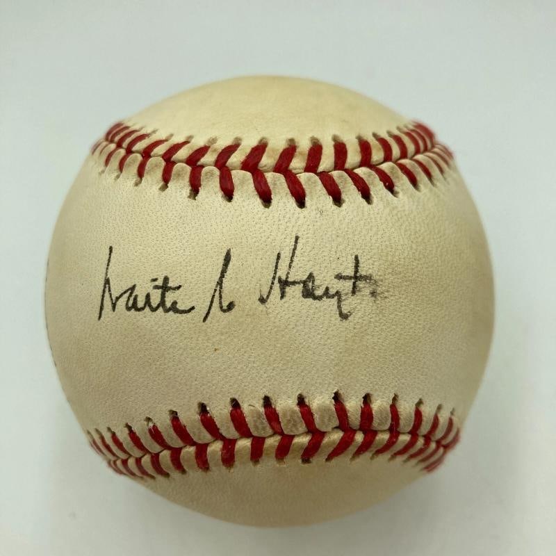Waite Hoyt Single Signed Official League Baseball JSA COA RARE: Sport: Baseball,Signed: Yes,Autograph Authentication: James Spence Authentication (JSA),Original/Reprint: Original,Product: Ball,Team: New York Yankees,Country of Origin: United States