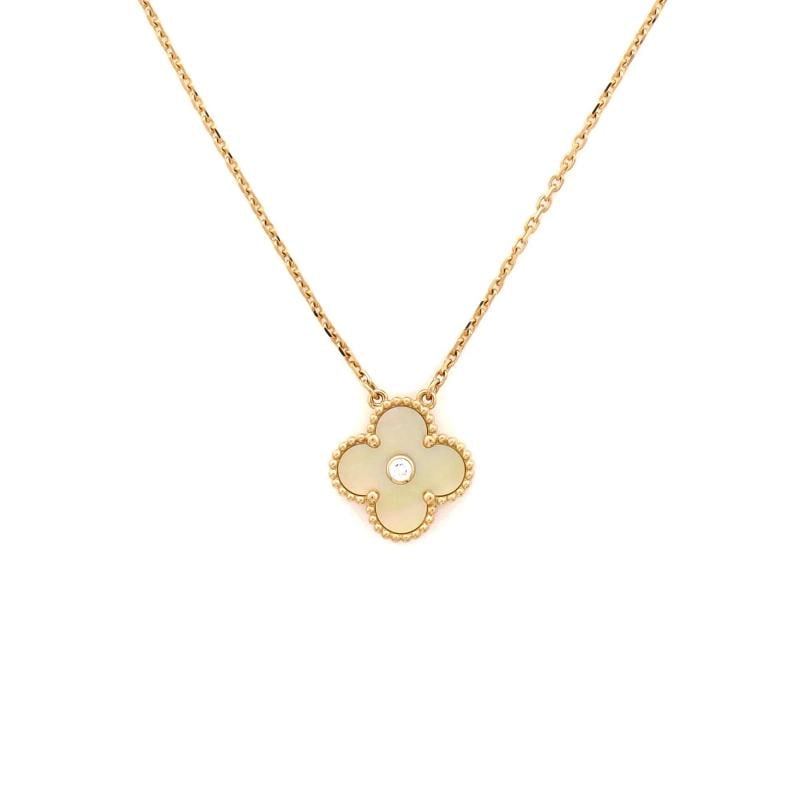 Van Cleef & Arpels Vintage Alhambra Pendant Necklace 18K Yellow Gold and Gold: Condition: Pre-owned - Good,Brand: Van Cleef & Arpels,Main Stone: Mother Of Pearl,Metal: 18K Yellow Gold,Metal Purity: 18K,Style: Pendant,Type: Necklace,Color: Yellow Gold,Material: 18K Yellow Gold, D