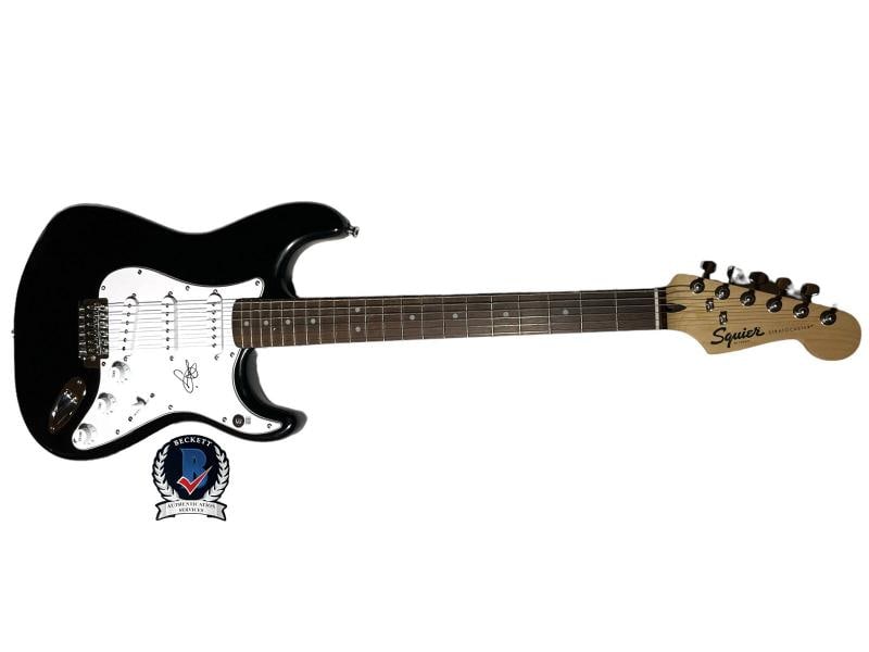 PINK SIGNED AUTOGRAPH FENDER STRATOCASTER FULL SIZE GUITAR BECKETT BAS - 2