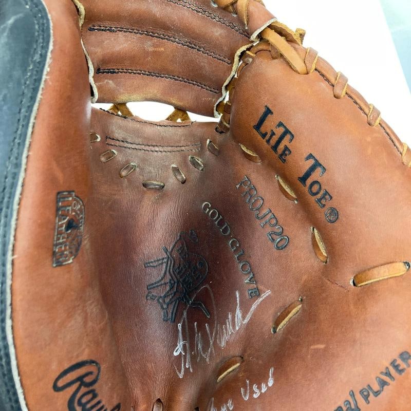 Jorge Posada Signed 2003 Game Used Baseball Glove Mitt PSA DNA & JSA COA - 11