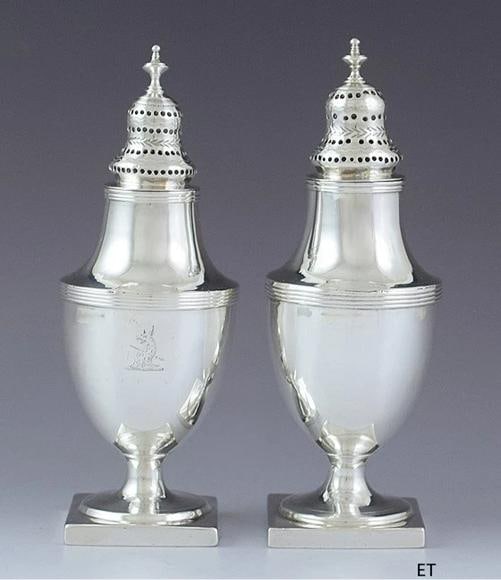 1802/1805 Fab Pair English Georgian Sterling Silver Shakers / Casters (1 of 9)