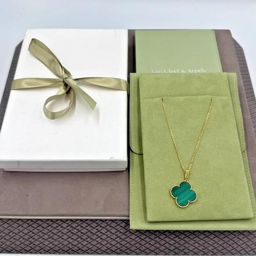 Van Cleef & Arpels Magic Alhambra Long Necklace 1 Motif Malachite: Dimensions: Chain Length: 35.25" (90 cm) Wearable Length: 29.5" Motif Length: 1.5" Motif Width: 1" . Condition: Pre-owned - Good,Brand: Van Cleef & Arpels,Type: Necklace,Metal Purity: 18k,Style: