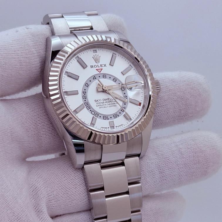 2024 Rolex Sky Dweller 336934 42mm White Dial 18k White Gold Steel Box Paper - 4