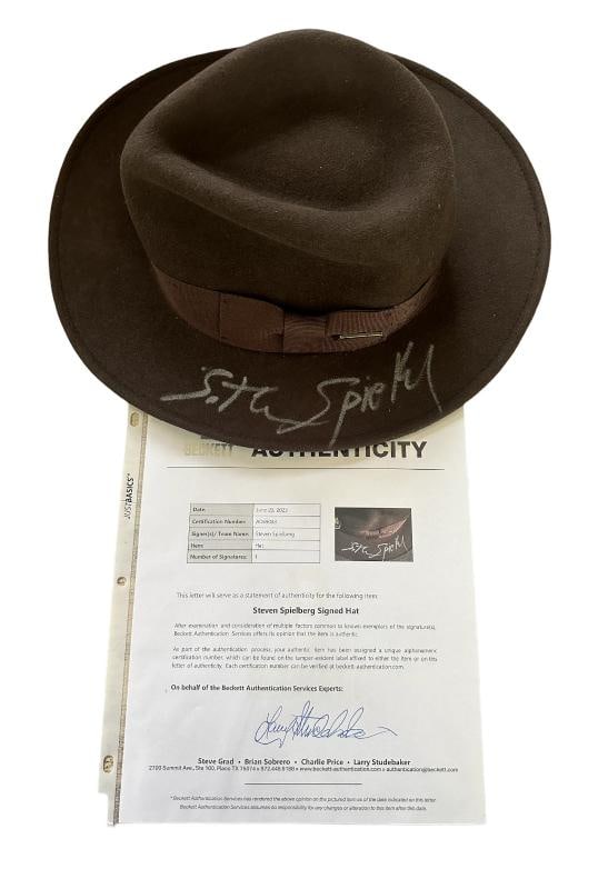 STEVEN SPIELBERG SIGNED AUTOGRAPH INDIANA JONES HAT BECKETT BAS - 2