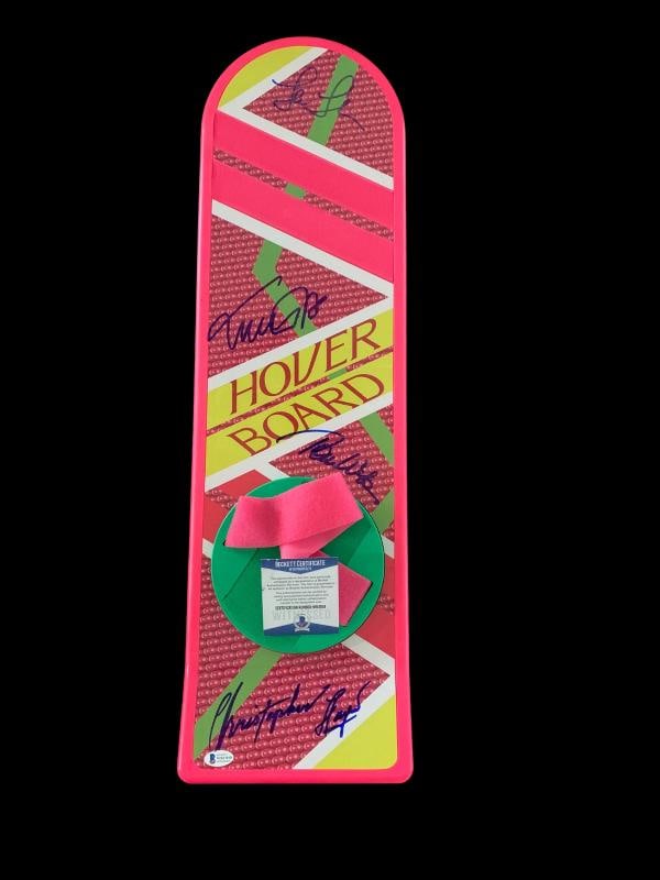 MICHAEL J FOX + 3 SIGNED AUTOGRAPH CAST HOVERBOARD BACK TO THE FUTURE BECKETT: Industry: Movies,Movie: BACK TO THE FUTURE,Signed by: MICHAEL J FOX, C LLOYD, L THOMPSON, & T WILSON,Signed: Yes,Autograph Authentication: Beckett,Original/Reproduction: Original,Modified Item: No,Cou