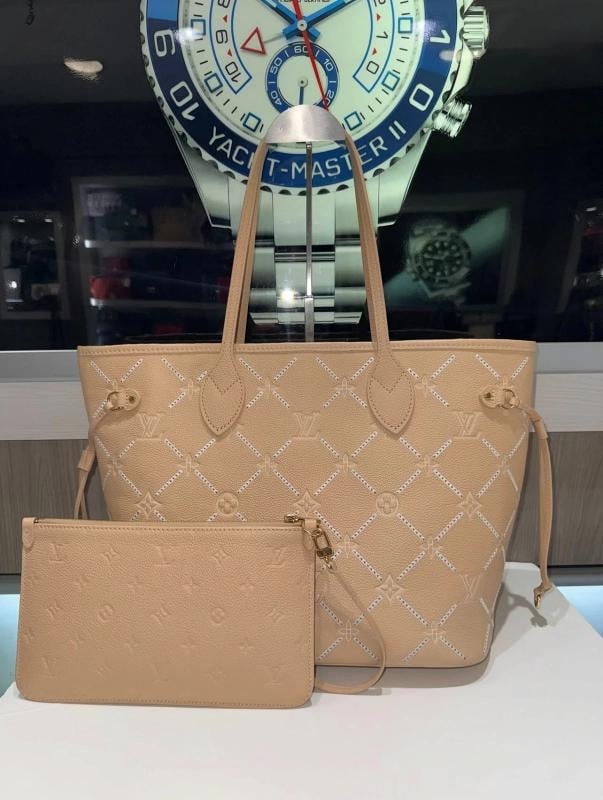 Louis Vuitton Neverfull MM Monogram Empreinte Couture in Hazelnut - 11