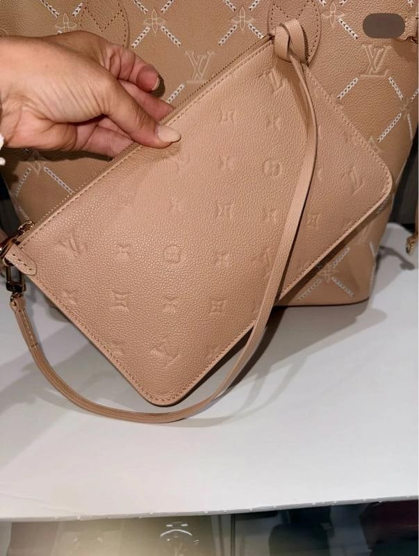 Louis Vuitton Neverfull MM Monogram Empreinte Couture in Hazelnut - 12