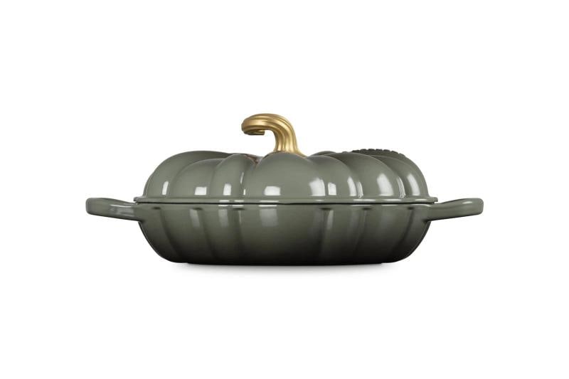 Le Creuset Enamelled Cast Iron Pumpkin Saucepan, 28 cm, Thyme Green , Limited! - 4