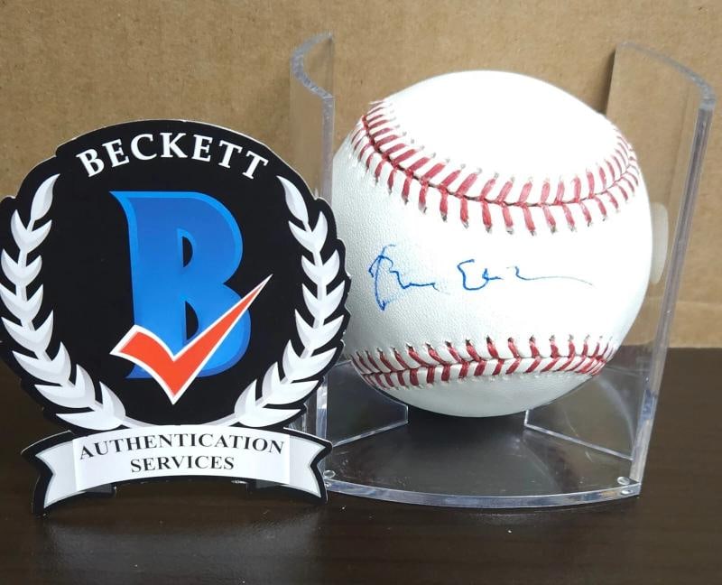 President Bill Clinton Signed Autograph Rawlings MLB Baseball BECKETT BAS LOA (1 of 2)