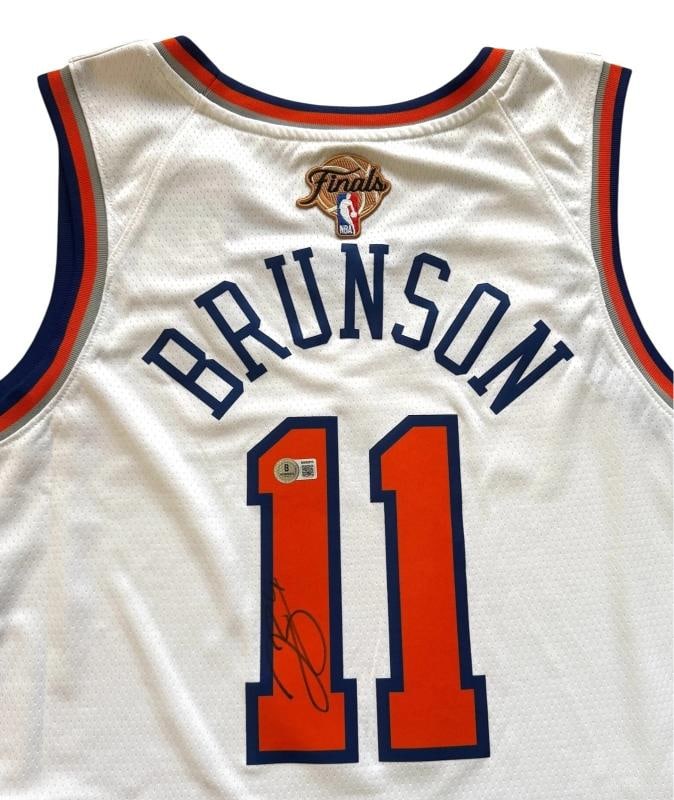 Jalen Brunson New York Knicks Signed Jersey Swingman Association 52 NWT Beckett: Sport: Basketball,Player: Jalen Brunson,Signed: Yes,Original/Reprint: Original,Autograph Authentication: Beckett Authentication Services (BAS),Product: Jersey,Team: New York Knicks,Country of Origin:
