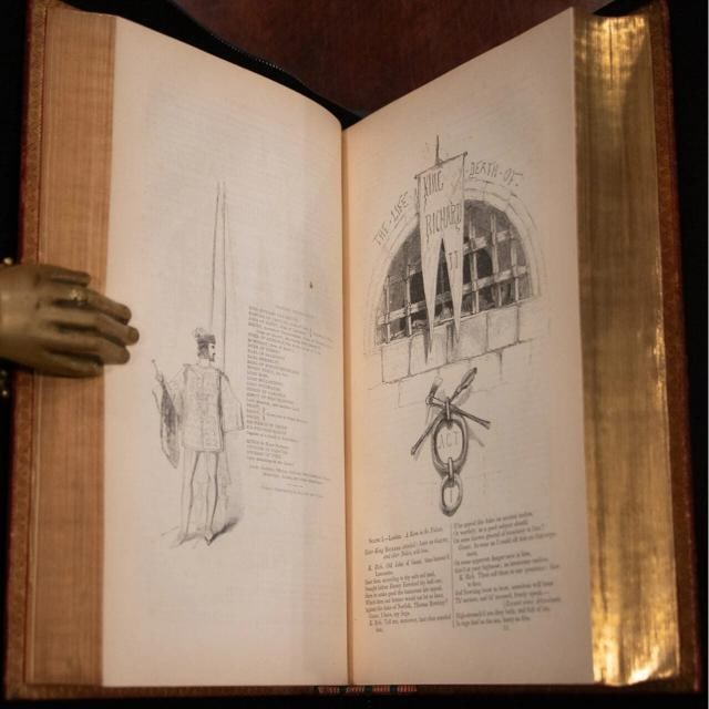 William Shakespeare / Illustrated Shakespeare / Shakespeare's Plays With His - 9