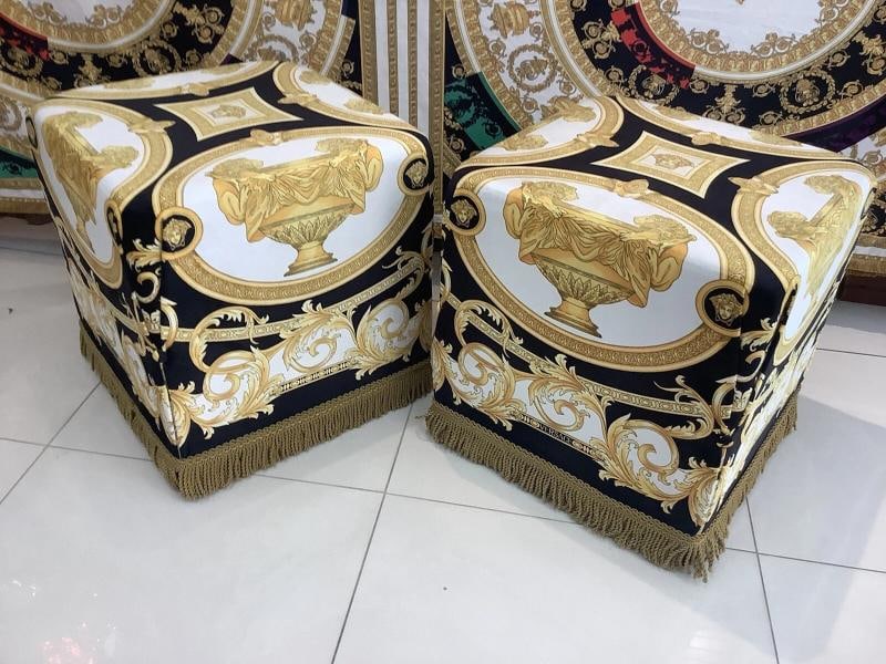 Vintage Custom Made Lion And Urn Cube Ottoman 19Ã¢â‚¬Â/19Ã - 16