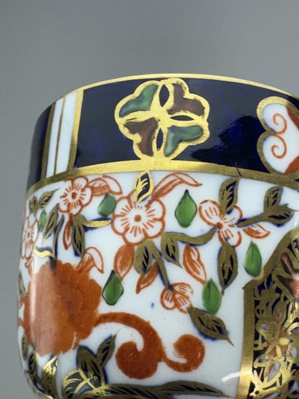 10 Royal Crown Derby Old Imari Pattern Cups 9 Saucers 1882 - 3