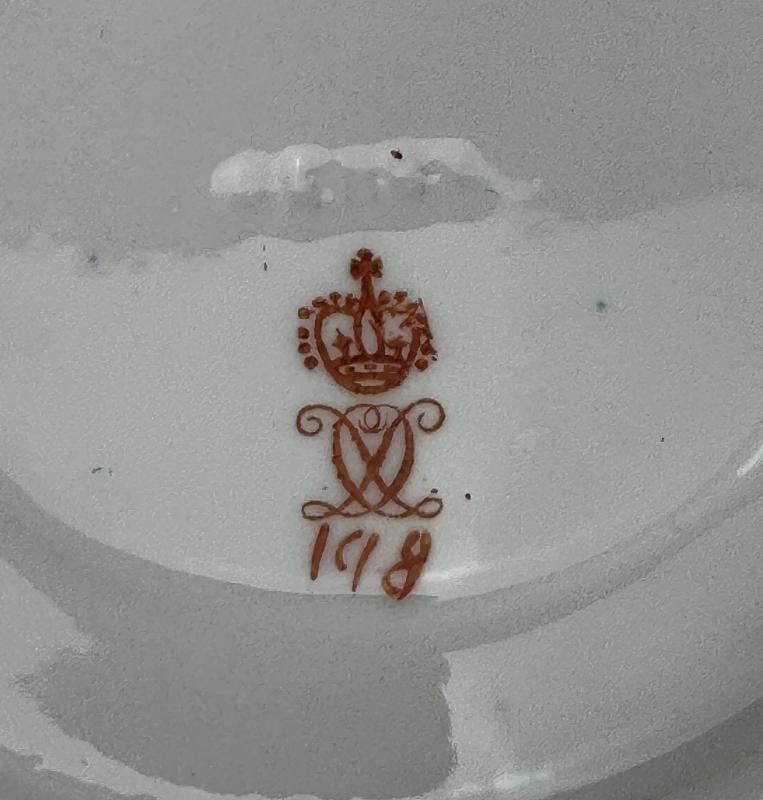10 Royal Crown Derby Old Imari Pattern Cups 9 Saucers 1882 - 8