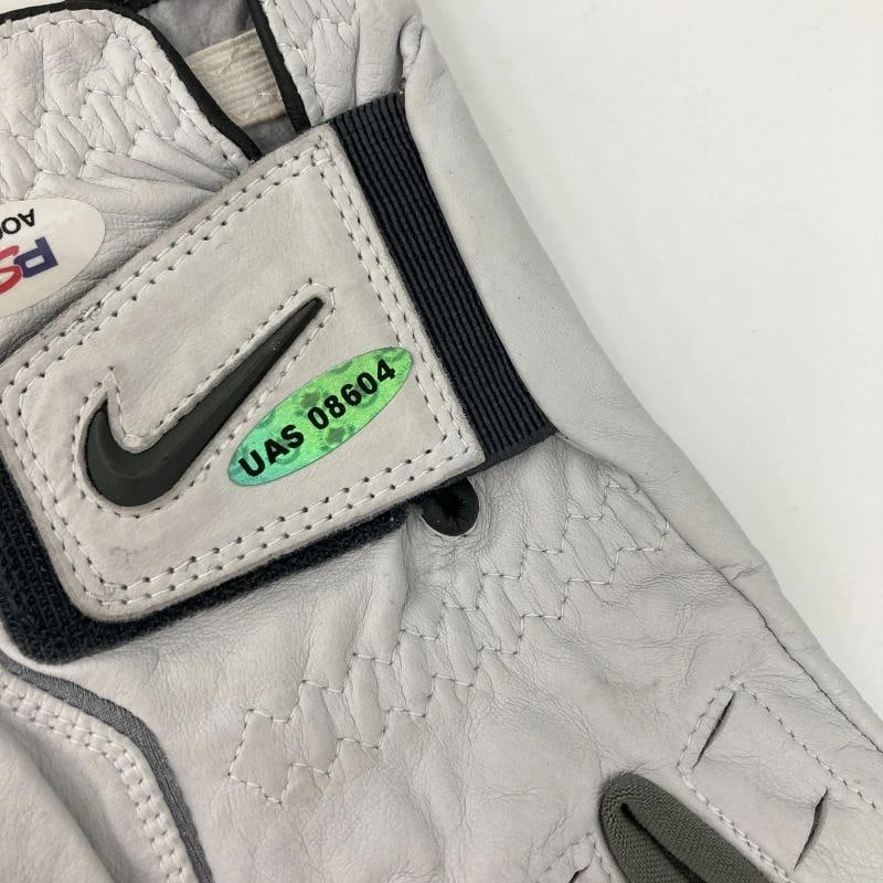 Tiger Woods Signed Nike 'TW' Golf Glove PSA DNA COA & UDA Hologram - 5
