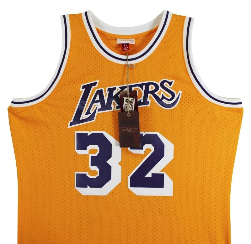 Showtime Lakers (6) Johnson, Worthy, Rambis +3 Signed Yellow M&N Jersey BAS Wit - 5